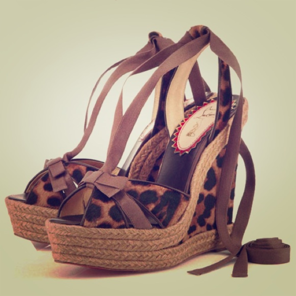 SALE NIB Christian Louboutin Isabelle Wedges
